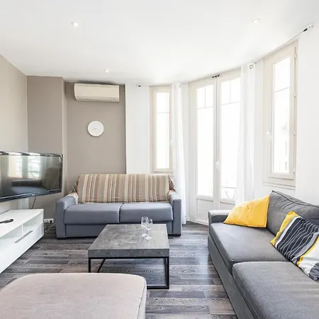 Appartement Large 2 Bdrs Down Town - Ac *